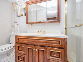 9 Cheryl Lane N, Farmingdale NY 11735
