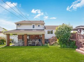 9 Cheryl Lane N, Farmingdale NY 11735