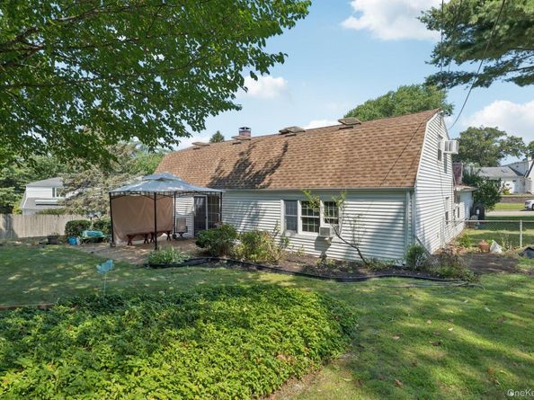 12 Clarkson Drive, Farmingville NY 11738