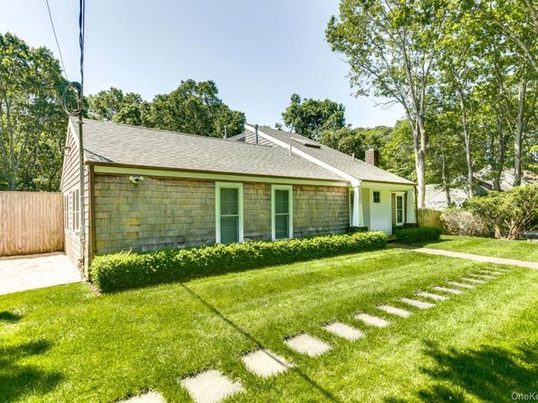 1206 Middle Line Highway, Sag Harbor NY 11963