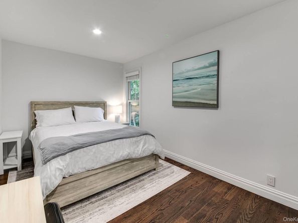 1206 Middle Line Highway, Sag Harbor NY 11963