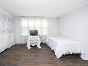 195-12 McLaughlin Avenue, Holliswood NY 11423