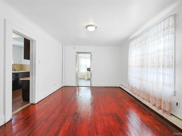195-12 McLaughlin Avenue, Holliswood NY 11423