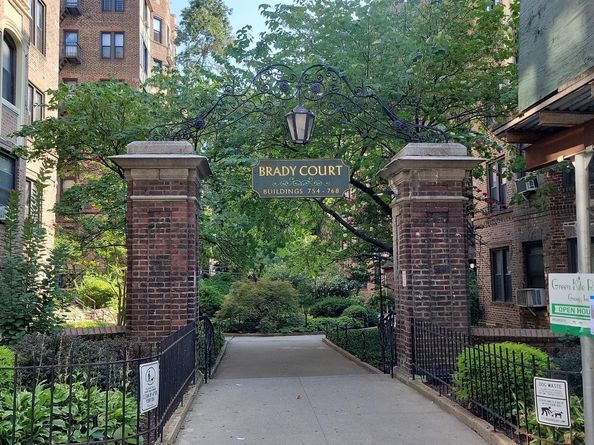 758 Brady Avenue 411, Bronx NY 10462