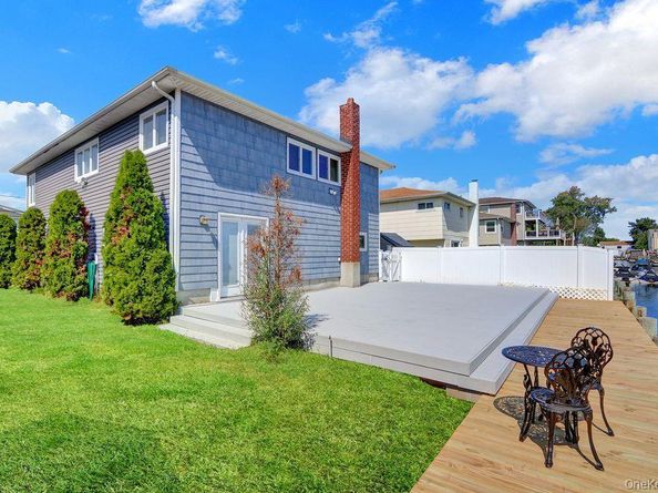 497 Nassau Avenue, Freeport NY 11520