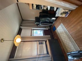 939 College Place, College Point NY 11356