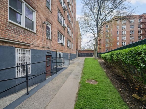 9231 57th Avenue 1E, Elmhurst NY 11373