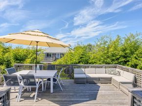 15 Dune Way, Seaview NY 11770