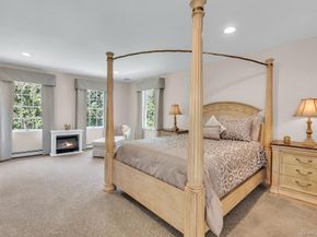 1 Damaris Court, Bayport NY 11705