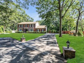 1 Damaris Court, Bayport NY 11705