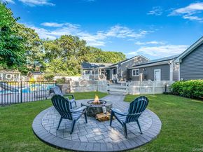 7 Rosella Court, West Babylon NY 11704