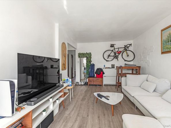 25-14 44th Street, Astoria NY 11103