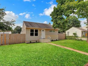 53 Saint Peters Drive, Brentwood NY 11717