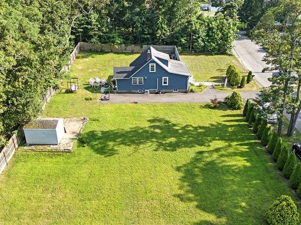 45 Columbus Avenue, Farmingville NY 11738