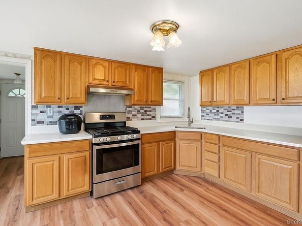 45 Columbus Avenue, Farmingville NY 11738