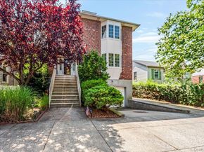 3218 Glennon Place, Bronx NY 10465