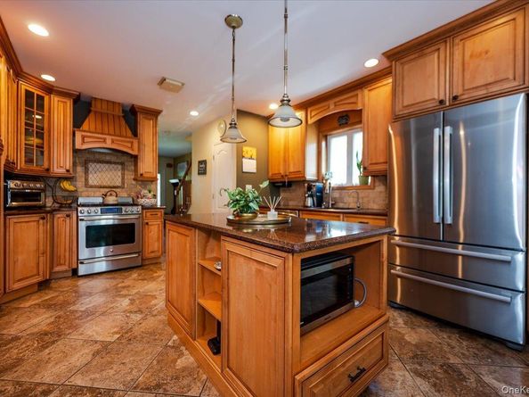 3218 Glennon Place, Bronx NY 10465