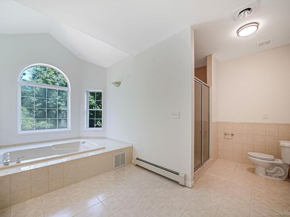 11 Cobbler Lane, East Setauket NY 11733