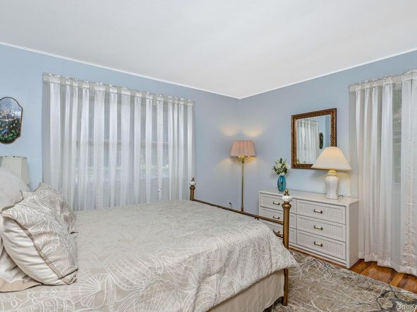 295 5th Street, Saint James NY 11780