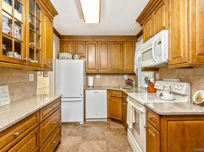 295 5th Street, Saint James NY 11780