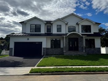 4 Vera Avenue