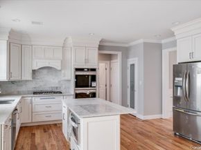 4 Vera Avenue, Plainview NY 11803