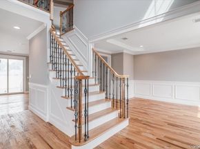 4 Vera Avenue, Plainview NY 11803