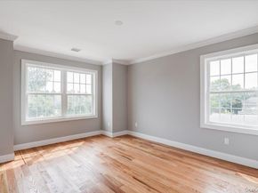 4 Vera Avenue, Plainview NY 11803