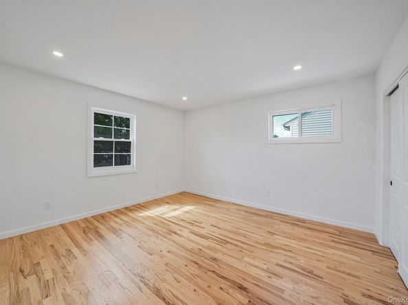 7 Ford Drive W, Massapequa NY 11758