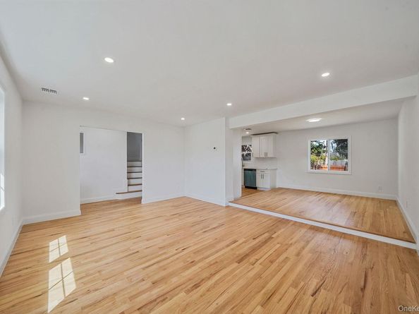 7 Ford Drive W, Massapequa NY 11758