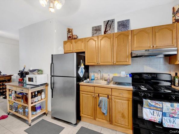 1610 Hering Avenue, Bronx NY 10461