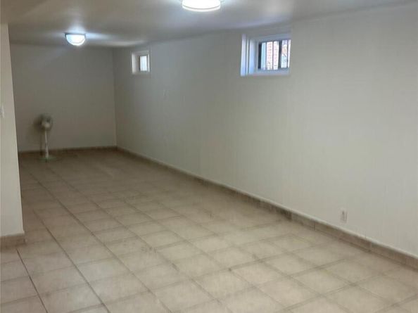 47-52 196 Street, Flushing NY 11358