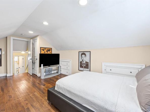 5 Webster Avenue, Massapequa NY 11758