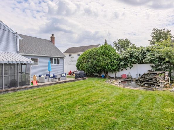 5 Webster Avenue, Massapequa NY 11758