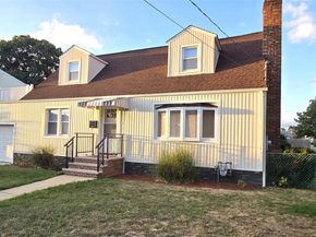 35 E Euclid Street, Valley Stream NY 11580