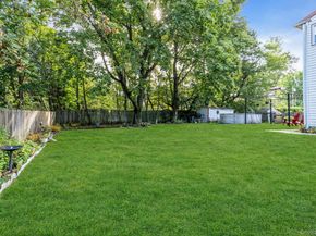 15 Abbey Lane, Bay Shore NY 11706