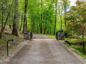 58 Spring Lane, Chappaqua NY 10514