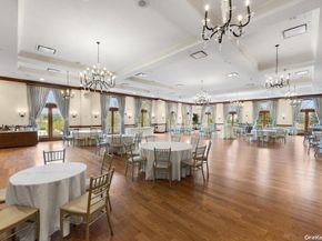 827 Portofino Place 827, Melville NY 11747