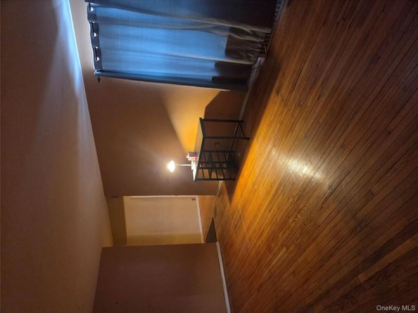 204-15 Foothill Avenue A34, Hollis NY 11423