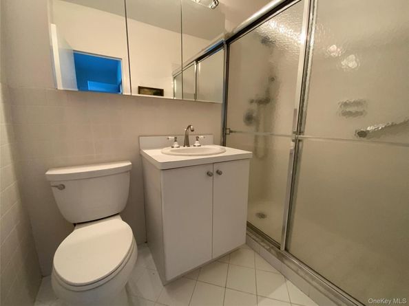 27110 Grand Central Parkway 22K, Floral Park NY 11005
