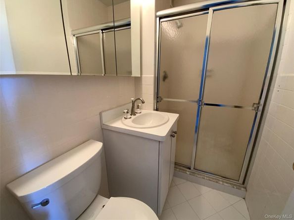 27110 Grand Central Parkway 22K, Floral Park NY 11005