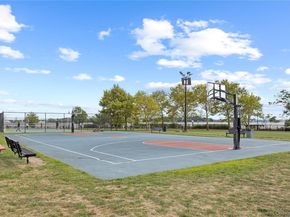109 Neptune Lane 5, Bronx NY 10473