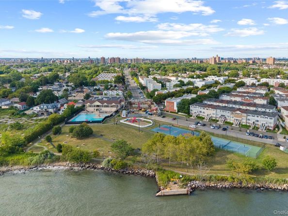 109 Neptune Lane 5, Bronx NY 10473