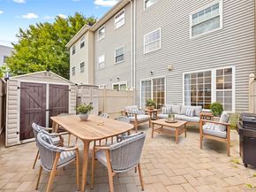 109 Neptune Lane 5, Bronx NY 10473