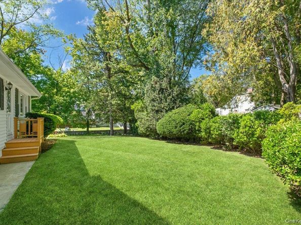 40 Cerreta Lane, Scarsdale NY 10583