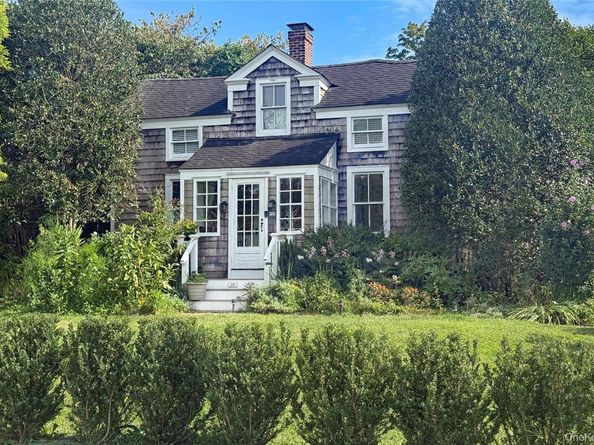28 Bowden Square, Southampton NY 11968