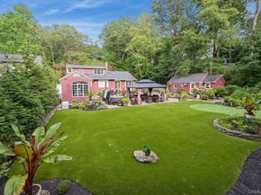 15 Briarwood Drive, Huntington NY 11743