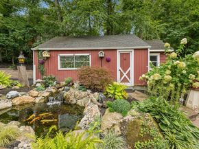 15 Briarwood Drive, Huntington NY 11743