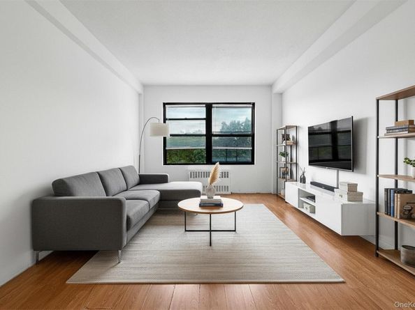 99-32 66th Road 5B, Rego Park NY 11374