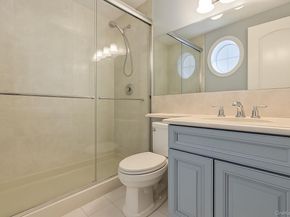 176 Beach 101st 4A, Rockaway Park NY 11694